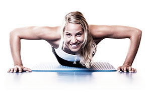 Не можете пойти в тренажерный зал? Не проблема. Есть отличные упражнения для тренировок дома.