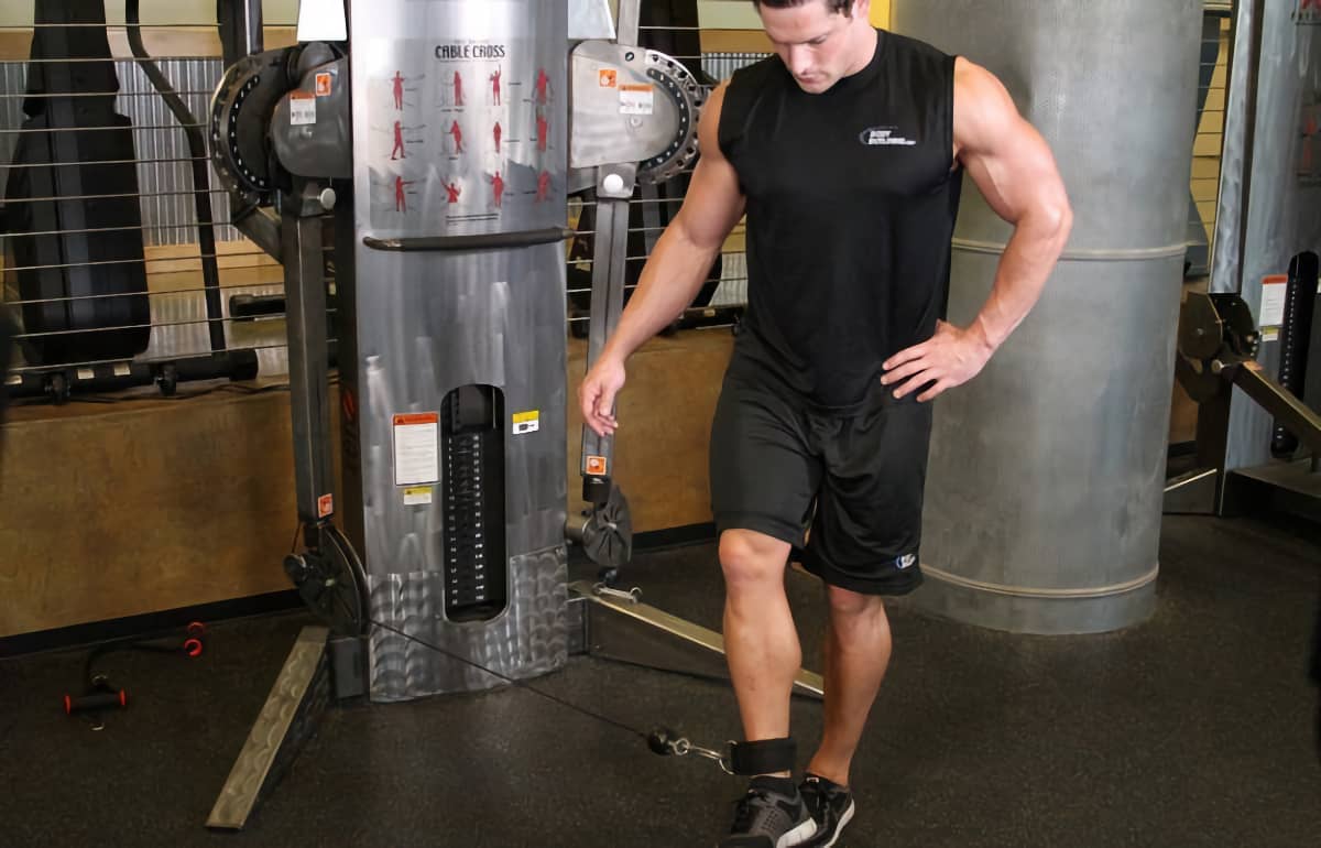 Приведение ног в блоке