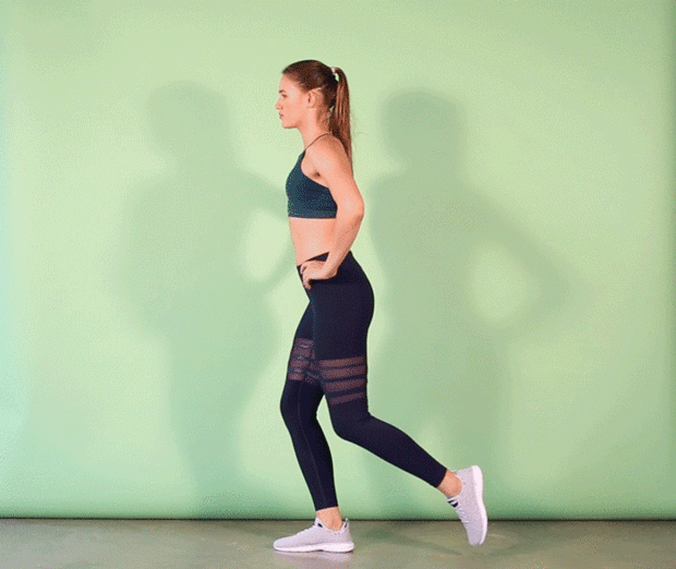 Выпады назад с поднятием колена